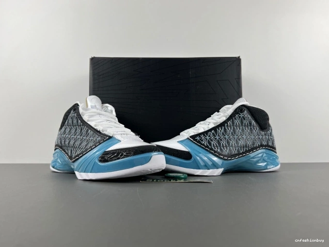 23 318376-041 UNC Jordan 0911